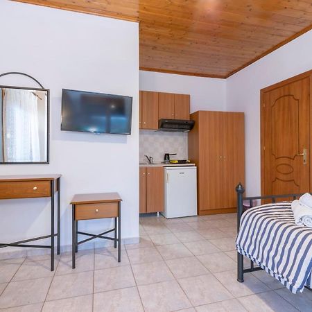 Sofias Studios East Home Neos Marmaras Ngoại thất bức ảnh